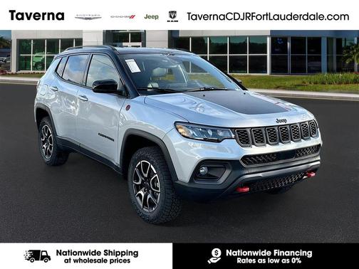 Silver Zynith Metallic Clearcoat 2026 Jeep Compass Trailhawk