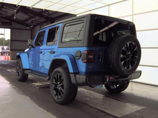 Hydro Blue Pearlcoat 2023 Jeep Wrangler 4xe Sahara