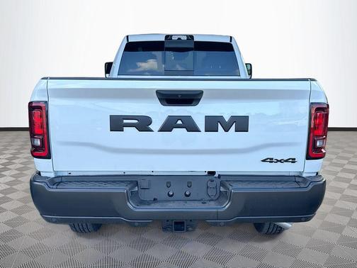 Bright White Clearcoat 2026 RAM 2500 Tradesman Crew Cab 4x4 8' Box