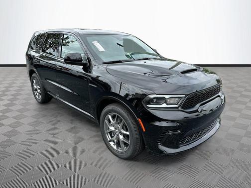 DB Black Clearcoat 2026 Dodge Durango GT HEMI V8 AWD
