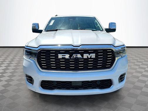 Ivory White Tri-Coat Pearlcoat 2026 RAM 1500 ST