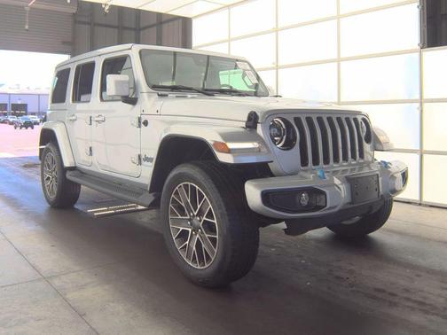 Silver Zynith Clearcoat 2023 Jeep Wrangler 4xe Sahara High Altitude