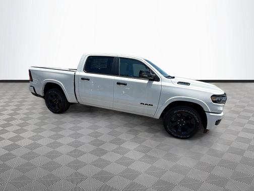 Bright White Clearcoat 2026 RAM 1500 Big Horn/Lone Star