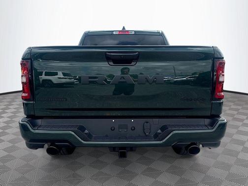 Serrano Green Metallic 2026 RAM 1500 Big Horn/Lone Star