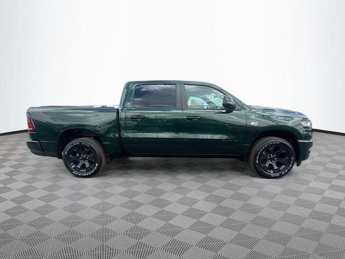 Serrano Green Metallic 2026 RAM 1500 Big Horn/Lone Star