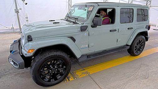 Earl Clearcoat 2024 Jeep Wrangler 4xe Sahara