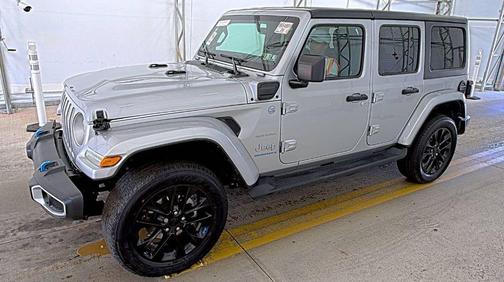 Silver Zynith Clearcoat 2023 Jeep Wrangler 4xe Sahara