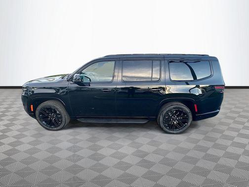 Diamond Black Crystal Pearlcoat 2025 Jeep Wagoneer Series II 4x4