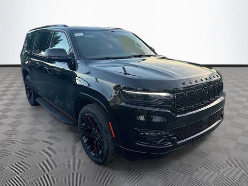 Diamond Black Crystal Pearlcoat 2025 Jeep Wagoneer Series II 4x4
