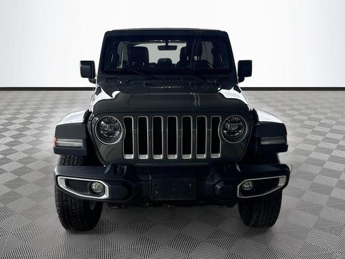 Sting-Gray Clearcoat 2022 Jeep Wrangler Unlimited Sahara