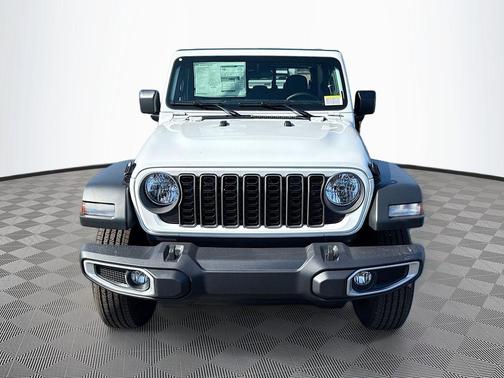 Bright White Clearcoat 2026 Jeep Gladiator Sport