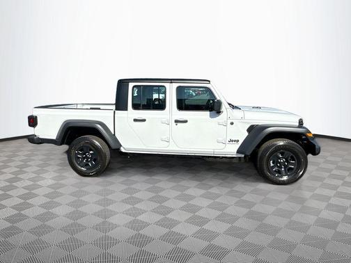 Bright White Clearcoat 2026 Jeep Gladiator Sport