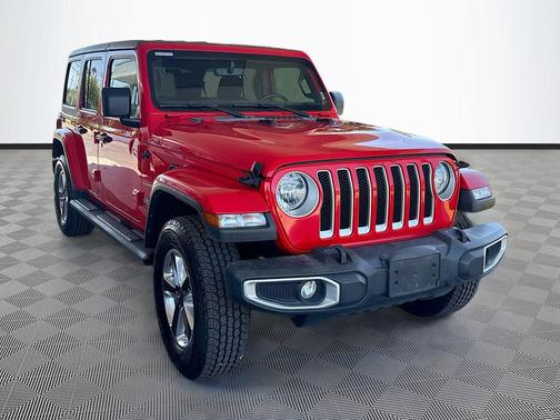 Firecracker Red Clearcoat 2022 Jeep Wrangler Unlimited Sahara
