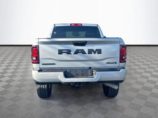 Silver Zynith 2026 RAM 2500 Big Horn Crew Cab 4x4 6'4' Box