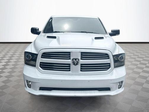 Bright White Clearcoat 2017 RAM 1500 Sport