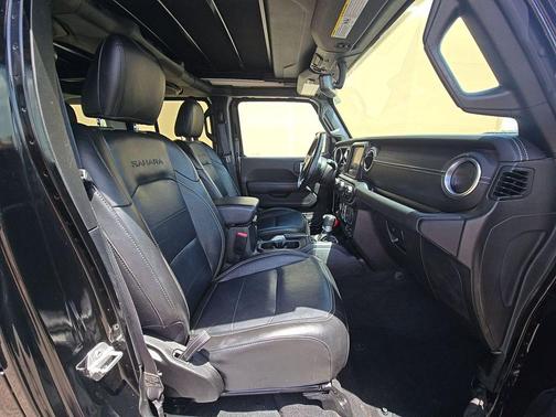 Black Clearcoat 2022 Jeep Wrangler Unlimited 4xe Sahara