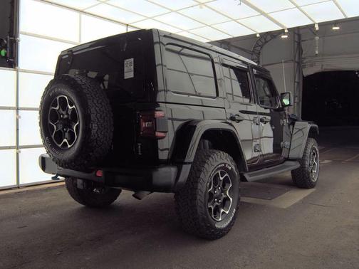 Black Clearcoat 2023 Jeep Wrangler 4xe Rubicon