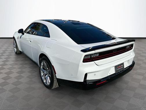 White Knuckle 2025 Dodge Charger Daytona R/T Scat Pack