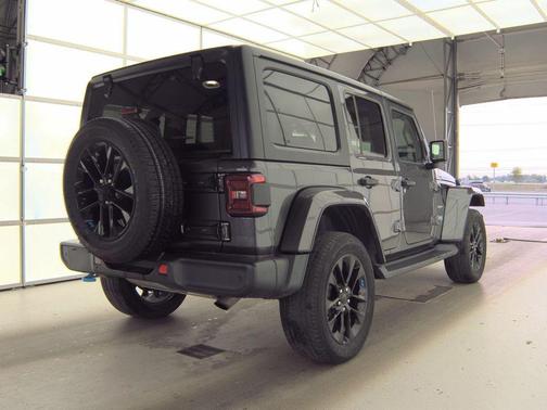 Granite Crystal Metallic Clearcoat 2023 Jeep Wrangler 4xe Sahara