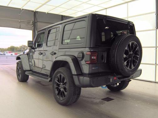 Granite Crystal Metallic Clearcoat 2023 Jeep Wrangler 4xe Sahara