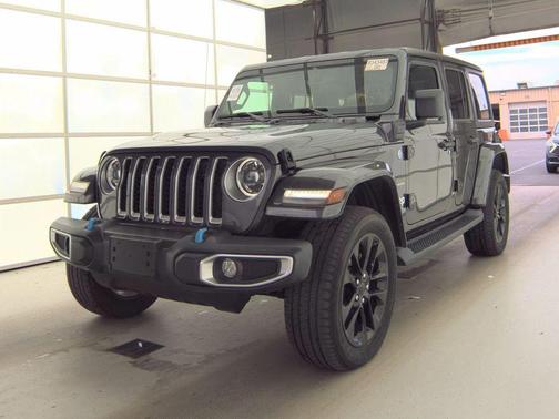 Granite Crystal Metallic Clearcoat 2023 Jeep Wrangler 4xe Sahara