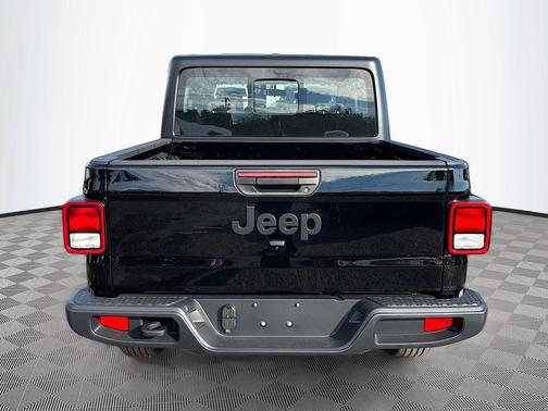 Black Clearcoat 2026 Jeep Gladiator Sport