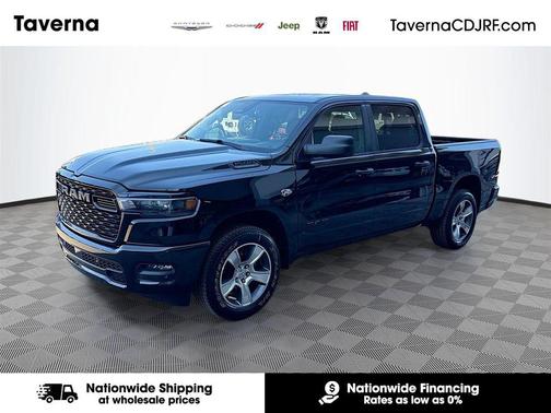 Diamond Black Crystal Pearlcoat 2026 RAM 1500 Express