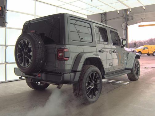 Sting-Gray Clearcoat 2021 Jeep Wrangler Unlimited 4xe Sahara