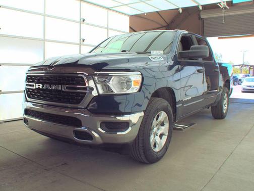 Patriot Blue Pearlcoat 2023 RAM 1500 Big Horn/Lone Star