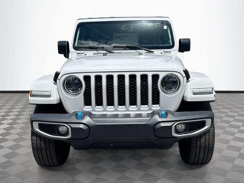 Bright White Clearcoat 2023 Jeep Wrangler 4xe Sahara
