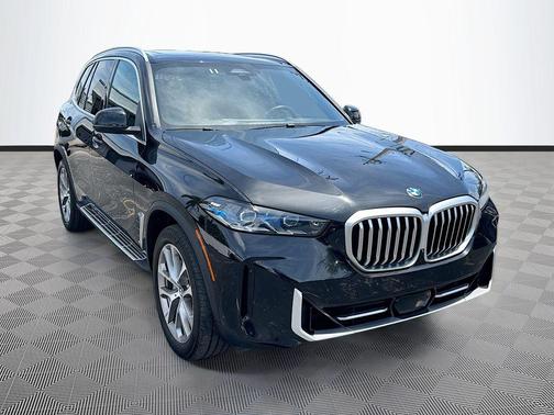 Black Sapphire Metallic 2024 BMW X5 xDrive40i