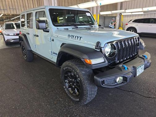 Earl Clearcoat 2023 Jeep Wrangler 4xe Willys