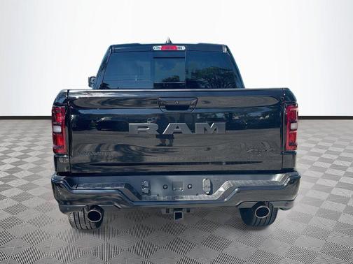 Diamond Black Crystal Pearlcoat 2027 RAM 1500 Laramie