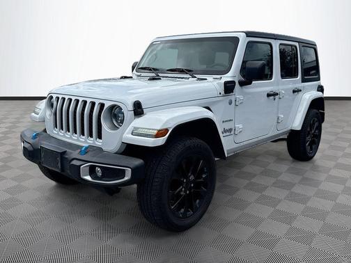 Bright White Clearcoat 2023 Jeep Wrangler 4xe Sahara