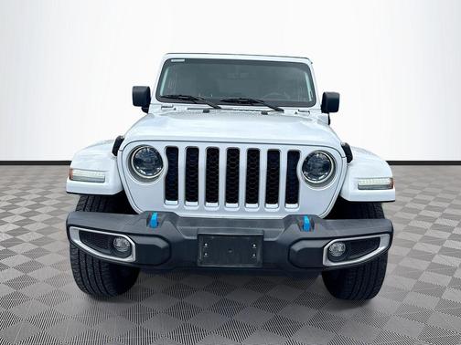 Bright White Clearcoat 2023 Jeep Wrangler 4xe Sahara
