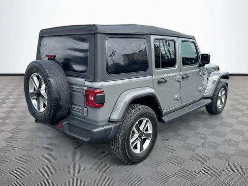 Sting-Gray Clearcoat 2021 Jeep Wrangler Unlimited Sahara