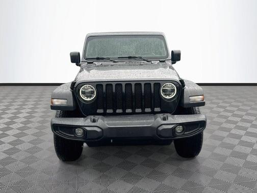 Granite Crystal Metallic Clearcoat 2022 Jeep Wrangler Willys