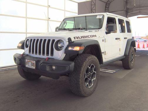 Bright White Clearcoat 2023 Jeep Wrangler Rubicon