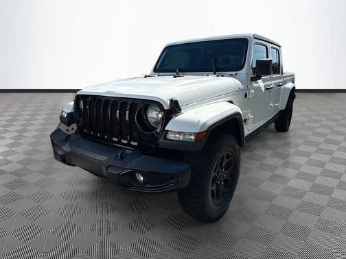 Bright White Clearcoat 2021 Jeep Gladiator Willys 4x4