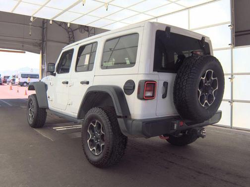 Bright White Clearcoat 2023 Jeep Wrangler Rubicon