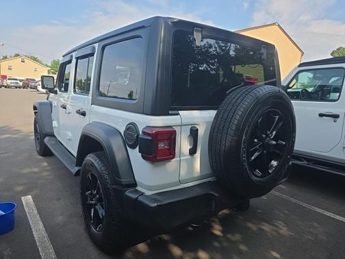 Bright White Clearcoat 2022 Jeep Wrangler Unlimited Sport Altitude