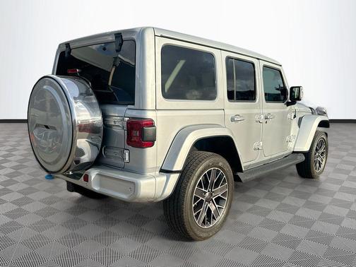 Silver Zynith Clearcoat 2023 Jeep Wrangler 4xe Sahara High Altitude