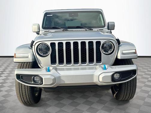 Silver Zynith Clearcoat 2023 Jeep Wrangler 4xe Sahara High Altitude