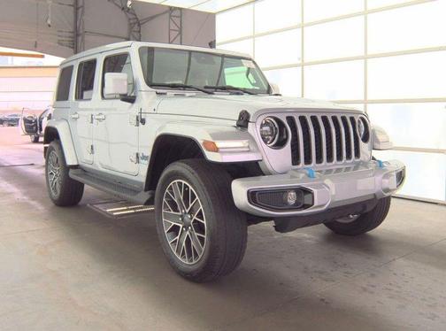 Silver Zynith Clearcoat 2023 Jeep Wrangler 4xe Sahara High Altitude