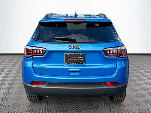 Hydro Blue Pearlcoat 2026 Jeep Compass Latitude