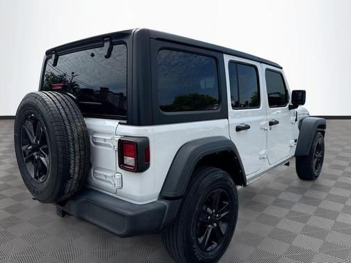 Bright White Clearcoat 2023 Jeep Wrangler Sport