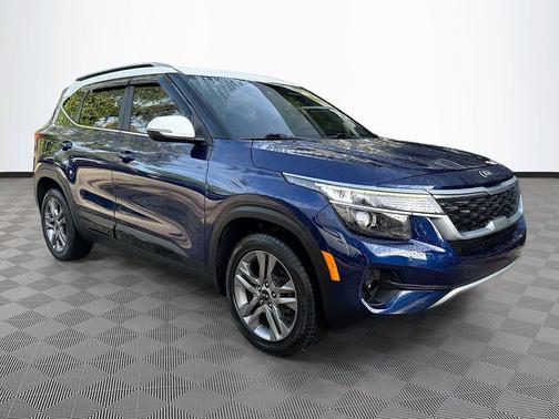 Dark Ocean Blue/White Roof 2021 Kia Seltos S