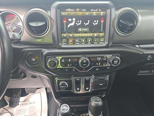 Bright White Clearcoat 2022 Jeep Wrangler Sport S