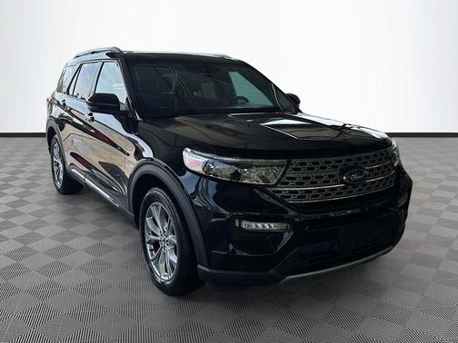 Agate Black Metallic 2021 Ford Explorer Limited