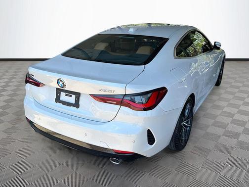 White Metallic 2025 BMW 430 i xDrive